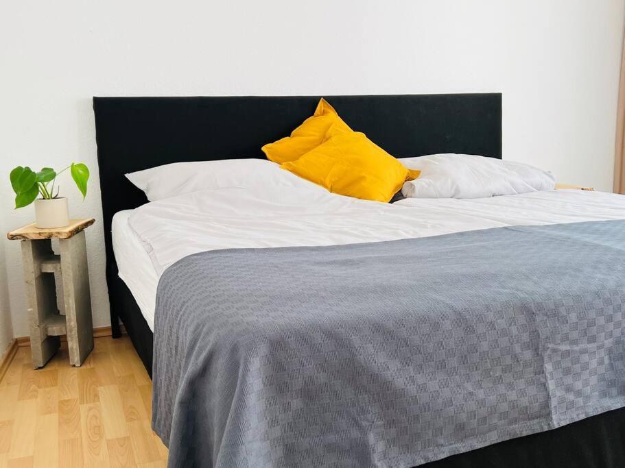 Apartment Zentrales Grosszuegiges Mit Dachterrasse! Bochum