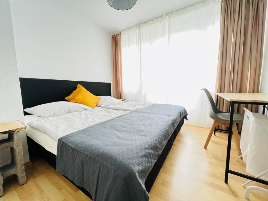 Zentrales Grosszuegiges Mit Dachterrasse! Apartment *